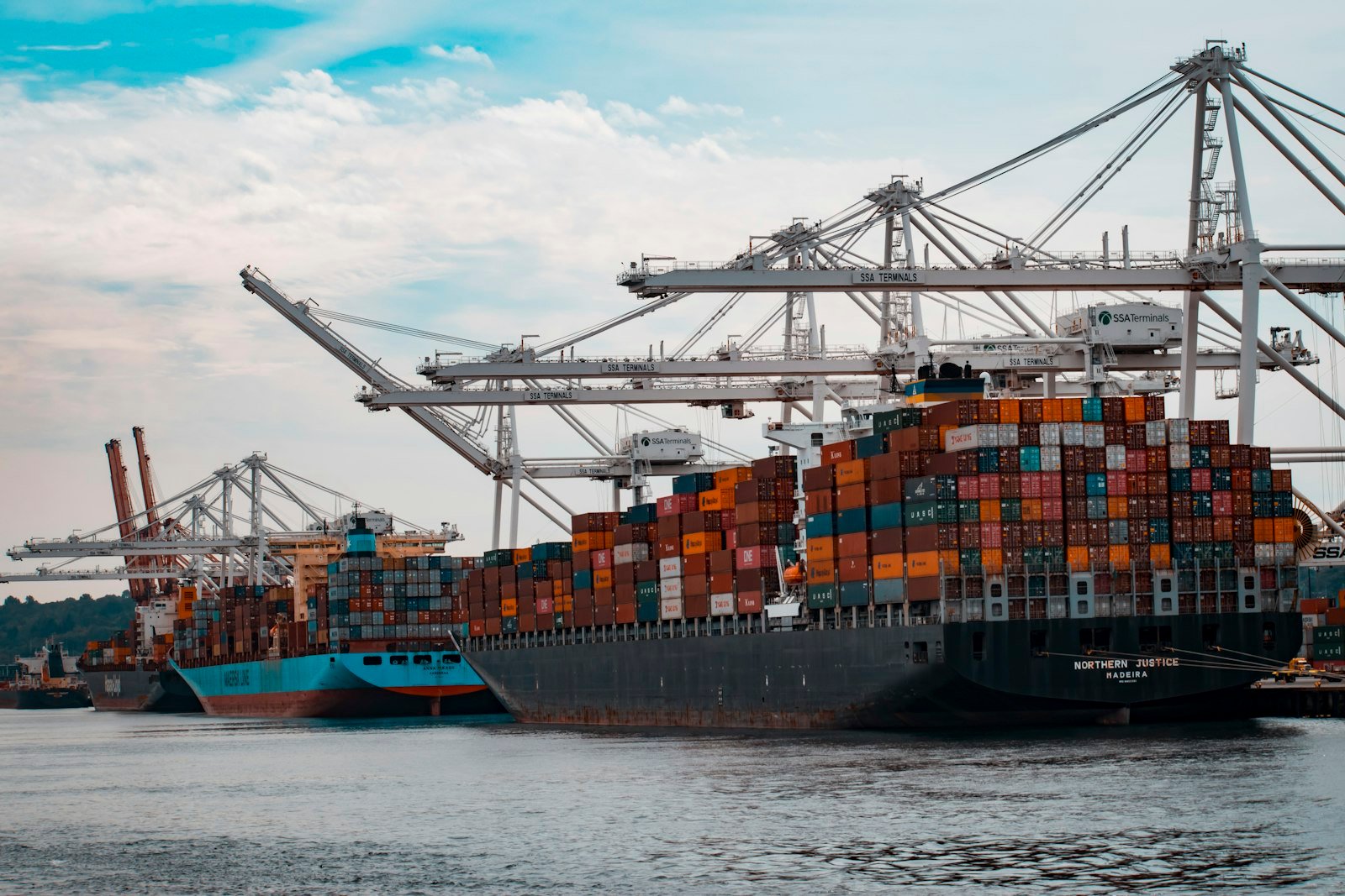 Defensa Comercial y Comercio Exterior de CEFEM en Ciudad de México